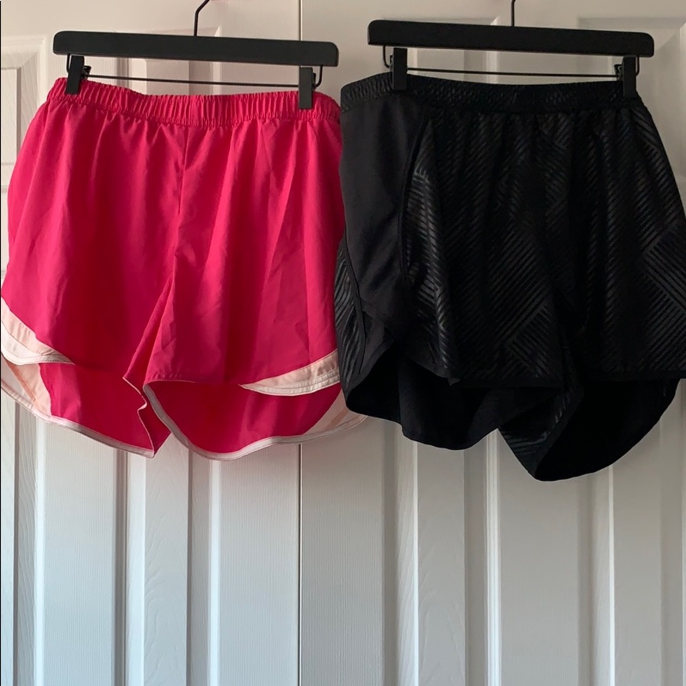 2 pair of active wear shorts  XL 2 for 25 pink,blk